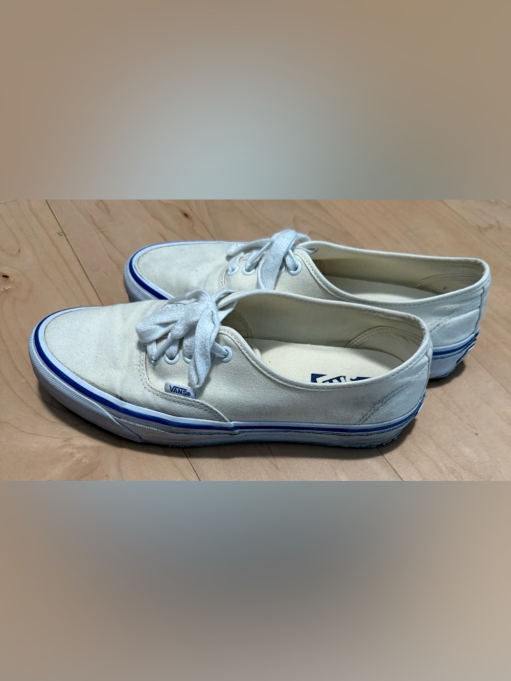 Vans Premium Authentic Lace-Up Canvas Sneakers Off White Distressed Men’s US 9